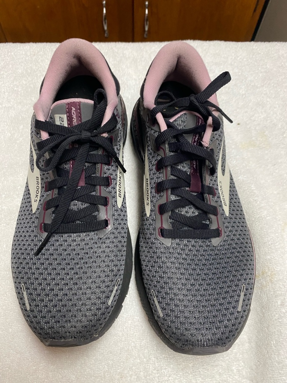 Brooks Adrenaline GTS Gray and Pink Women's Athletic Running Shoes